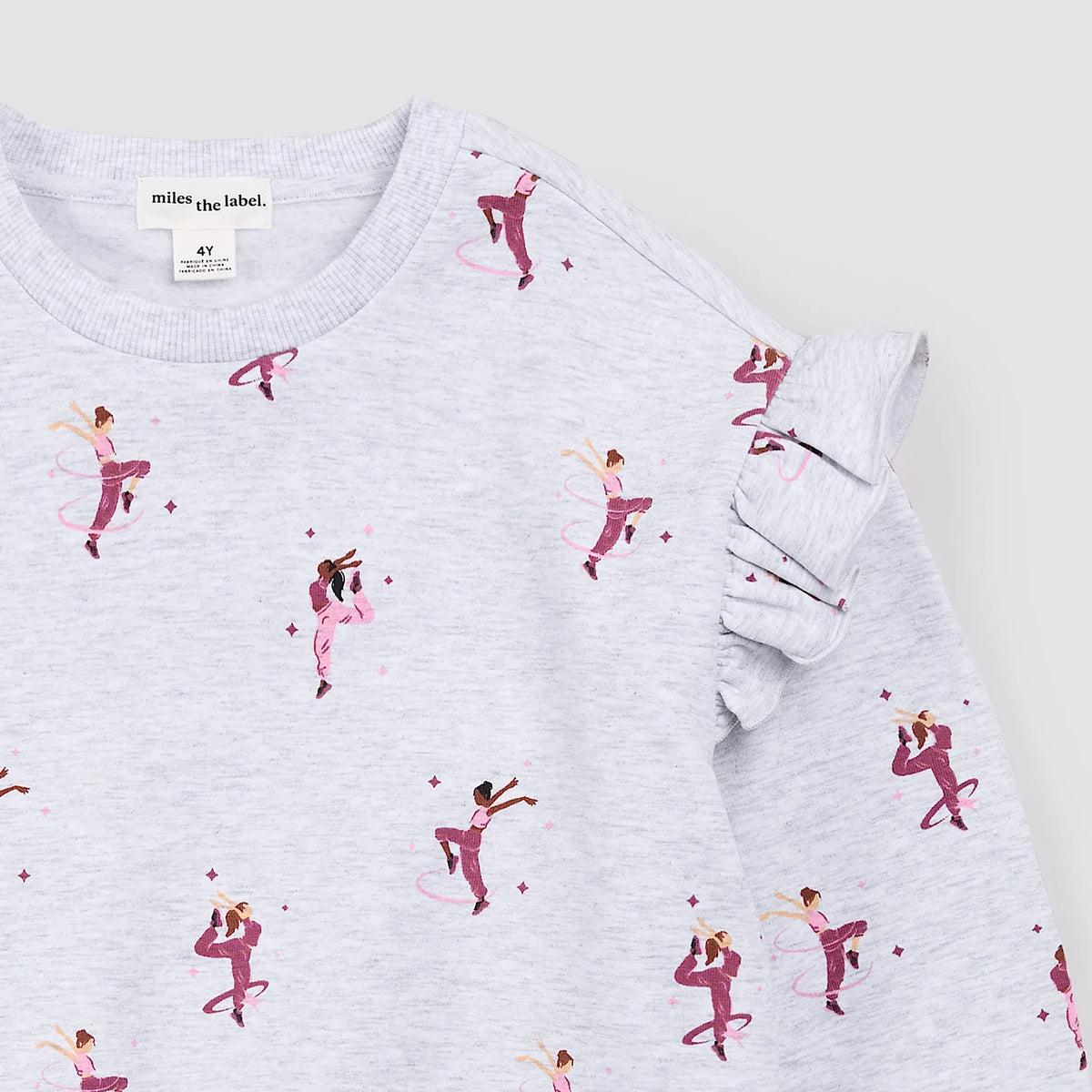 DANCER PRINT ON LIGHT GREY SWEATSHIRT