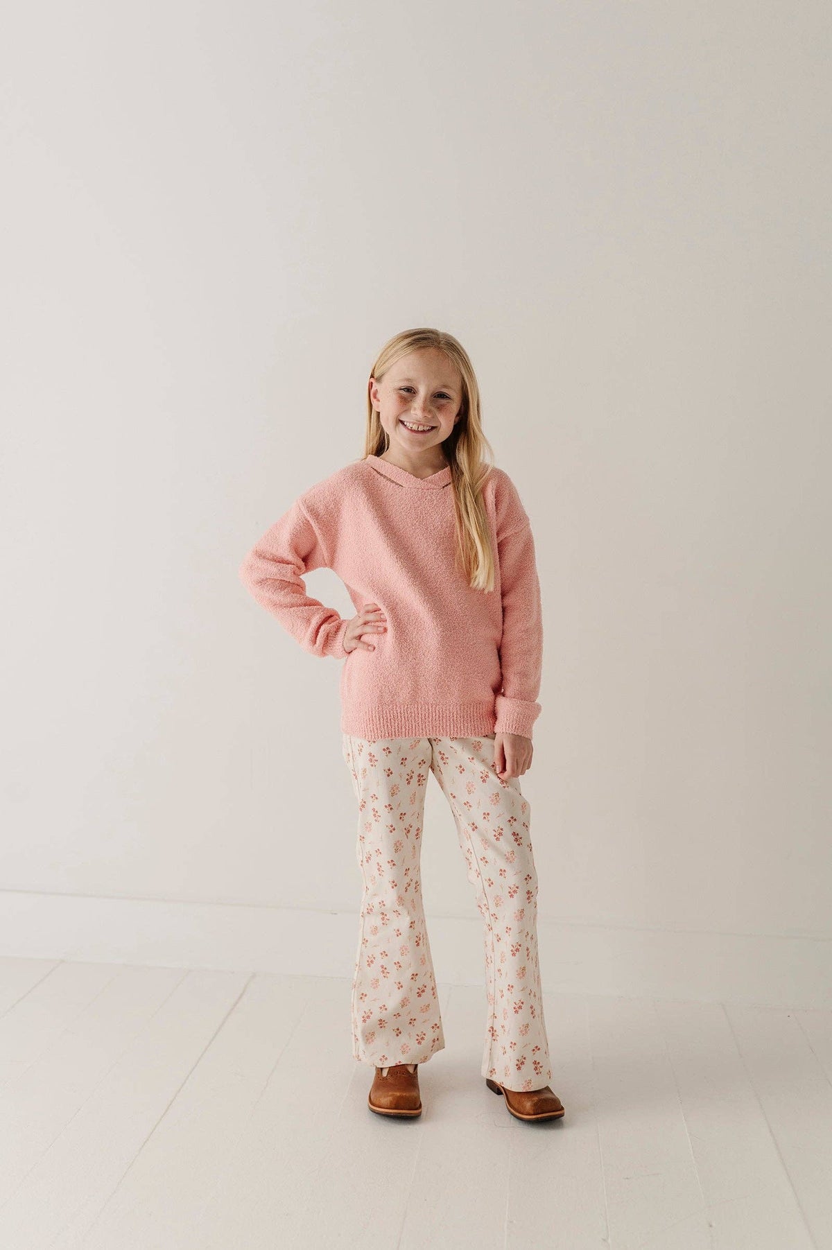 FUZZY KNIT SWEATER || PINK