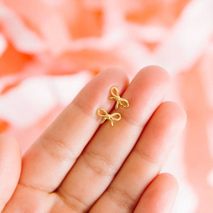BOW EARRINGS || GOLD