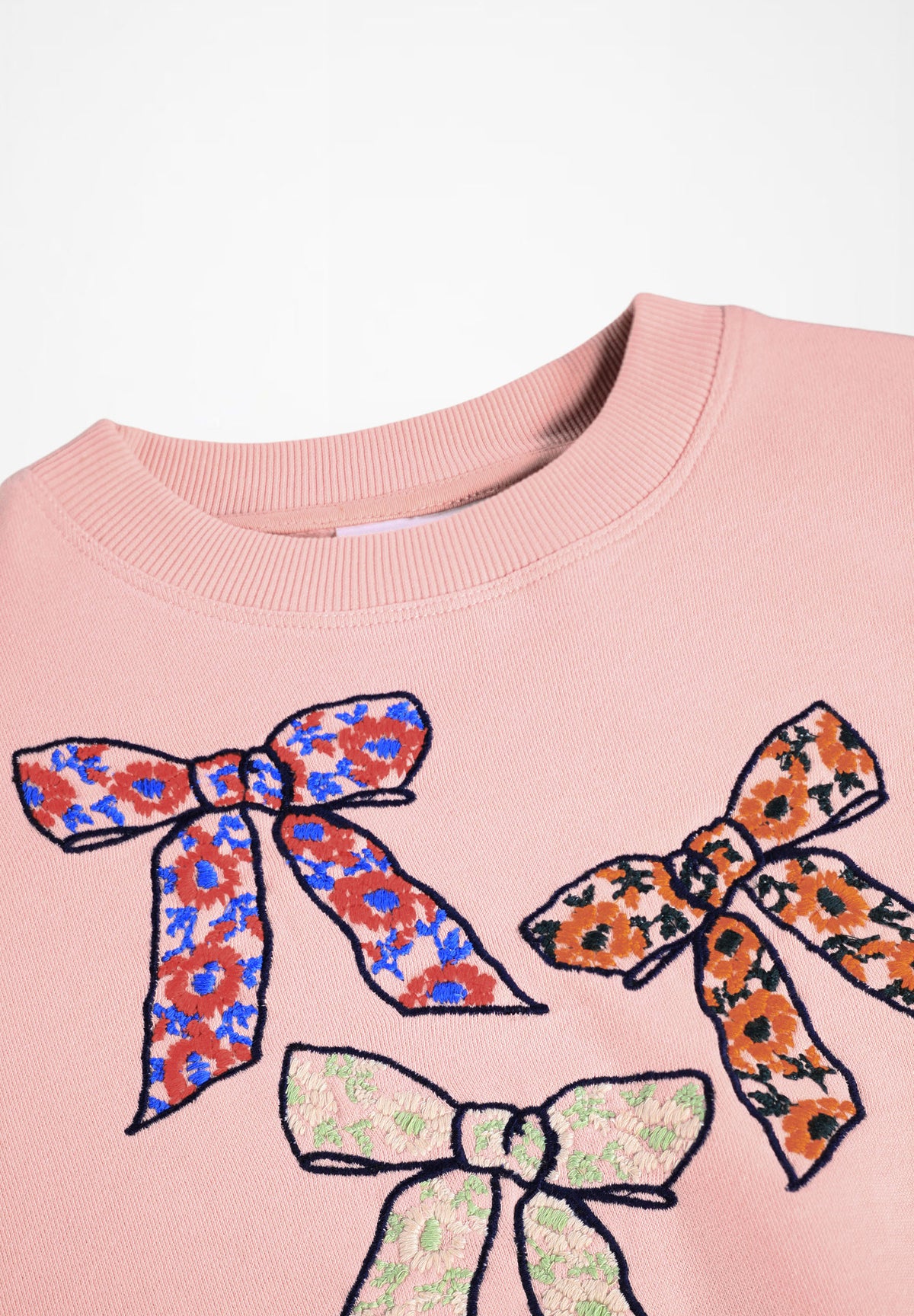 MARIKA CHUNKY BOW SWEATSHIRT