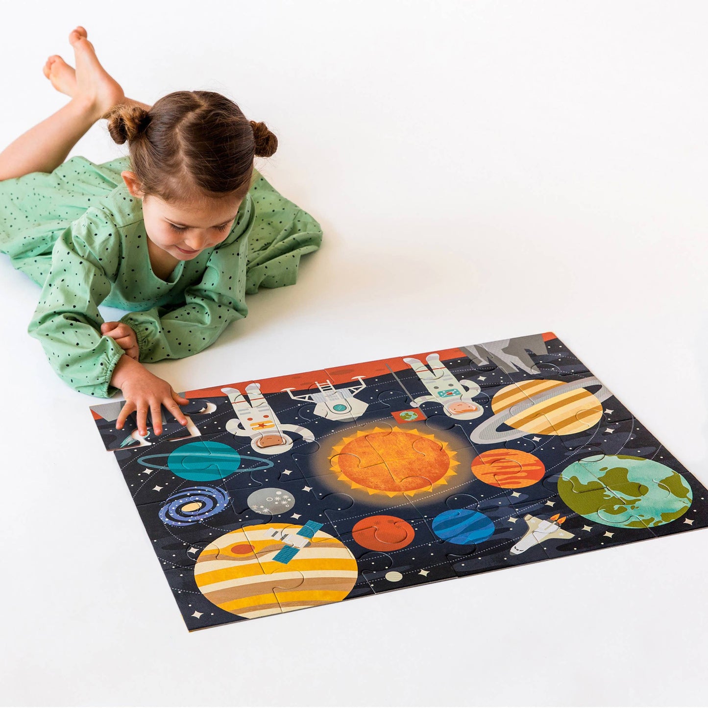 OUTER SPACE FLOOR PUZZLE || 24-PIECE