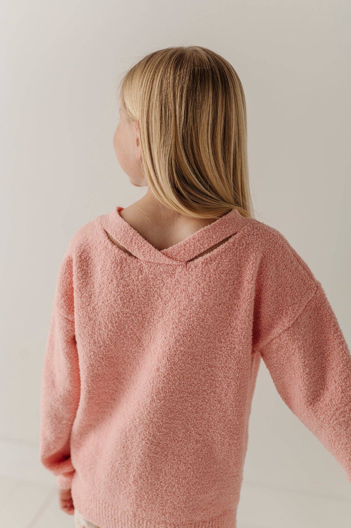 FUZZY KNIT SWEATER || PINK