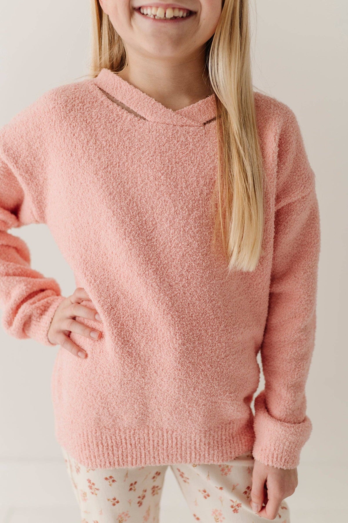 FUZZY KNIT SWEATER || PINK