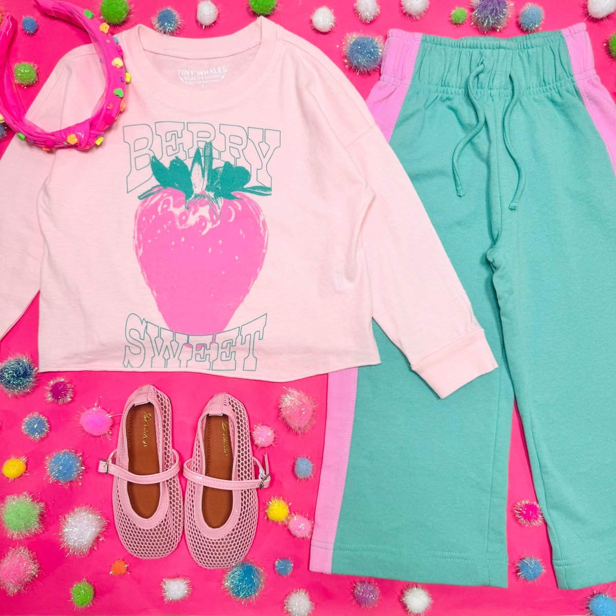 Berry Sweet Oversized L/S Tee Baby Pink detail