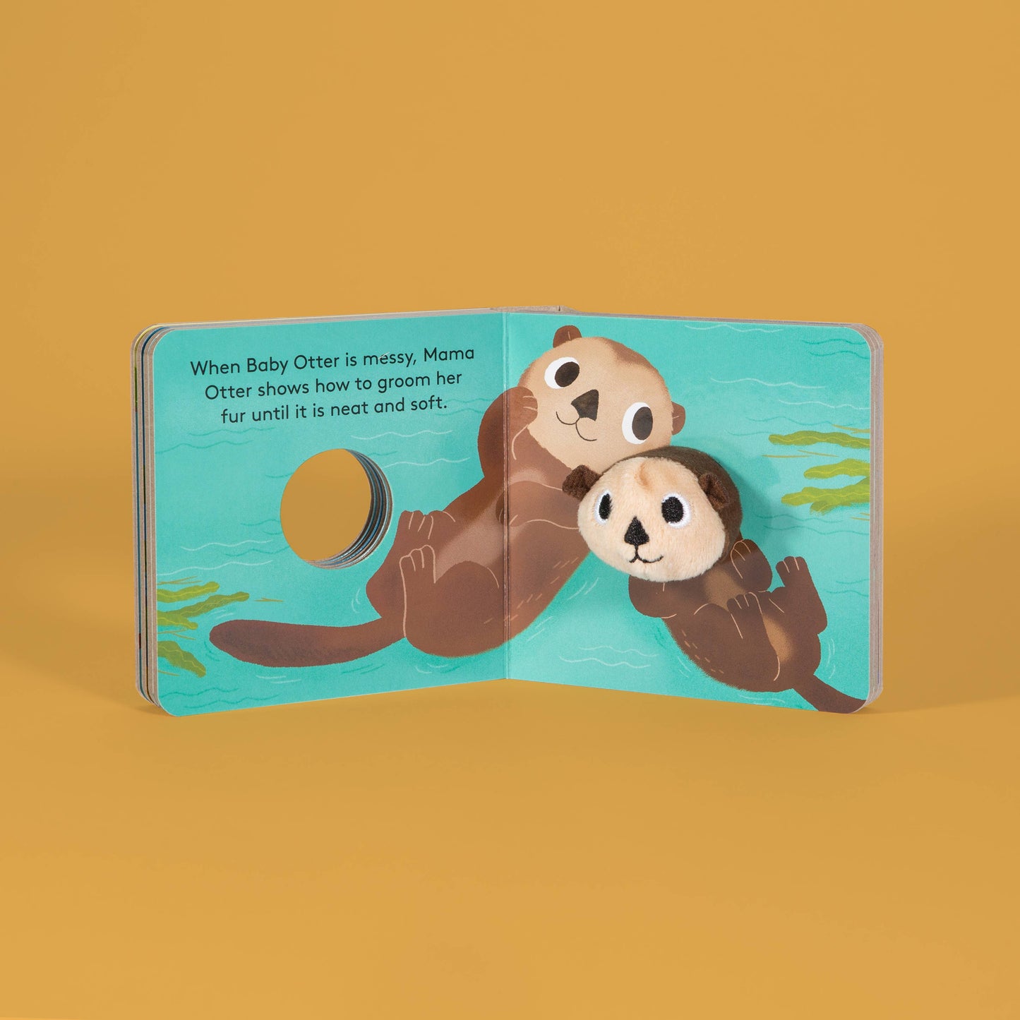 FINGER PUTTET BOOK || BABY OTTER